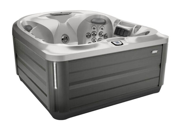 Jacuzzi-J445-hot-tub-spa